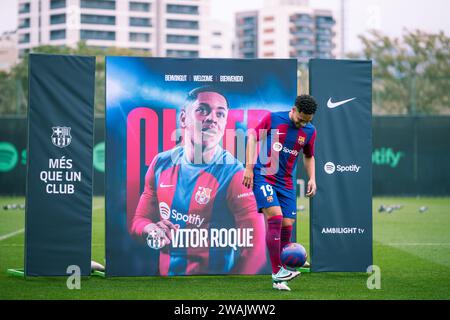 Sant Joan Despí, Spain, 5, January, 2024.  Spain-Vitor Roque presentation for FC Barcelona.  (19) Vitor Roque with the ball.  Credit: Joan Gosa/Alamy Live News Stock Photo