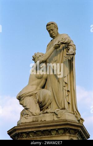 Italy, Piedmont, Turin, Piazza Carlo Emanuele II Square, Camillo Benso Conte di Cavour Monument by Giovanni Duprè date 1873 Stock Photo