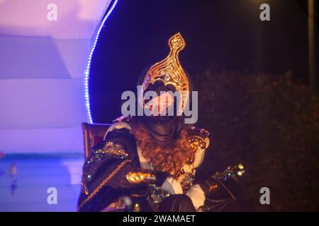 Aviles, Spain, January 05th, 2024: King Gaspar during the Parade of HM The Three Wise Men of Aviles, on January 05, 2024, in Aviles, Spain. Credit: Alberto Brevers / Alamy Live News. Stock Photo