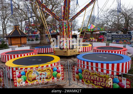 Windsor UK 4th January 2024 Number 9 Company Irish Guards March To   Windsor Uk 4th January 2024 Funfair Amusements Are Pictured Towards The End Of The Christmas Season Of Windsor On Ice Windsor On Ice Is Schedule To Run Until 7th January Credit Mark Kerrisonalamy Live News 2wamk2t 