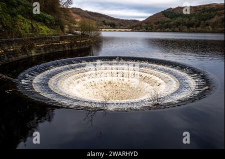 Overflow for the Ladybower Reservoir in full flow, January 2024 Stock Photo