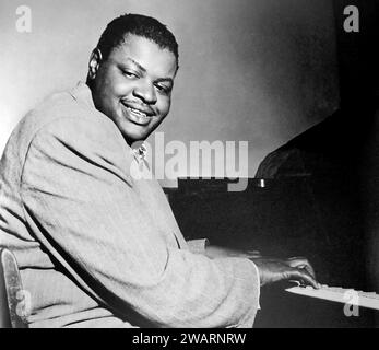 Oscar Peterson. Portrait of the Canadian jazz pianist and composer, Oscar Emmanuel Peterson (1925-2007), 1950s Stock Photo