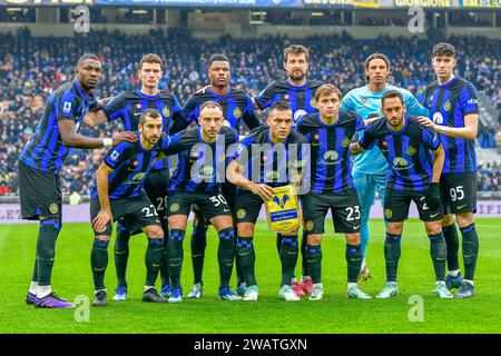 Milano, Italy. 06th Jan, 2024. The starting-11 of Inter for the Serie A match between Inter and Verona at Giuseppe Meazza in Milano. (Photo Credit: Gonzales Photo/Alamy Live News Stock Photo