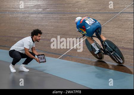 Montigny Le Bretonneux, France. 06th Jan, 2024. Ambiance during the Track Cycling French championships 2024 on January 6, 2024 at Vélodrome National of Saint-Quentin-en-Yvelines in Montigny-le-Bretonneux, France - Photo Florian Frison/DPPI Credit: DPPI Media/Alamy Live News Stock Photo