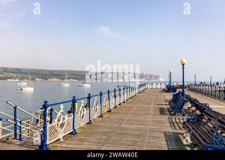 Swanage Dorset England, view from Swanage pier across swage bay to Ballard cliff and the jurassic coastline, United Kingdom, 2023 Stock Photo