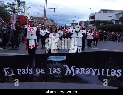 CUENCA-MASCARADAS 2024-INOCENTES Cuenca,Ecuador 6 de enero de 2023 A las 18h00 en punto se inicio las Mascaradas 2024 por la avenida Huayna Capac con un total de 32 instituciones, familias y personajes participaron en el tradicional desfile del 6 de enero de los Inocentes Â que desde hace casi 50 anos organiza Amistad Club y la Union de Periodistas del Azuay. Comparasa del Instituto Superior Sudamericano con el tema Ecuador el pais de las maravillas foto Boris Romoleroux/API. ACE-CUENCA-MASCARADAS2024-INOCENTES-8b70f9814cf248d146234e161c666c4b *** CUENCA MASCARADAS 2024 INOCENTES Cuenca,Ecuado Stock Photo