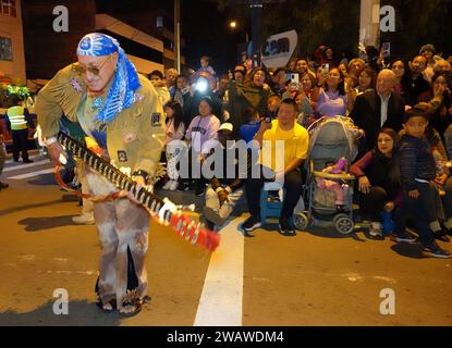 CUENCA-MASCARADAS 2024-INOCENTES Cuenca,Ecuador 6 de enero de 2023 A las 18h00 en punto se inicio las Mascaradas 2024 por la avenida Huayna Capac con un total de 32 instituciones, familias y personajes participaron en el tradicional desfile del 6 de enero de los Inocentes Â que desde hace casi 50 anos organiza Amistad Club y la Union de Periodistas del Azuay. Comparasa de Victor Hugo Espinoza con el tema Retro Disco anos 80 foto Boris Romoleroux/API. ACE-CUENCA-MASCARADAS2024-INOCENTES-e71a5949491523232aa13bd99c7472d7 *** CUENCA MASCARADAS 2024 INOCENTES Cuenca,Ecuador January 6, 2023 At 18h00 Stock Photo