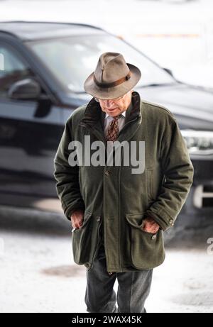 King Carl Gustaf arrives to the Society and Defense National Conference (Folk och Forsvar) which begins in Salen, Sweden on Sunday 7 January 2024.Phot Stock Photo