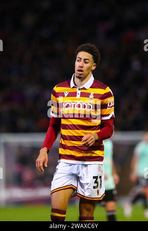 The University of Bradford Stadium, Bradford, England - 6th January 2024 Jonathan Tomkinson (31) of Bradford City - during the game Bradford City v Crawley Town, Sky Bet League Two,  2023/24, The University of Bradford Stadium, Bradford, England - 6th January 2024 Credit: Mathew Marsden/WhiteRosePhotos/Alamy Live News Stock Photo