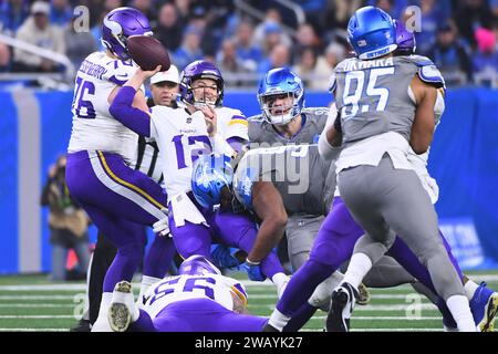 DETROIT, MI - JANUARY 07: Detroit Lions defensive tackle (94) Benito Jones gets to Minnesota Vikings quarterback (12) Nick Mullens and pressures an incomplete pass during the game between Minnesota Vikings and Detroit Lions on January 7, 2024 at Ford Field in Detroit, MI (Photo by Allan Dranberg/CSM) (Credit Image: © Allan Dranberg/Cal Sport Media) Credit: Cal Sport Media/Alamy Live News Stock Photo