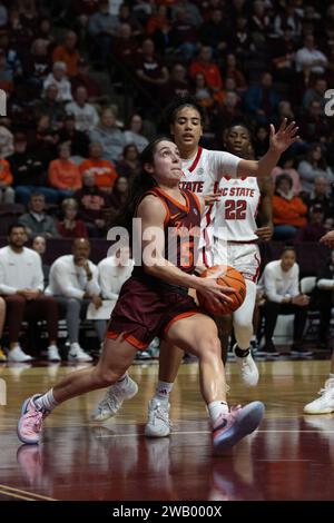 Blacksburg, VA, USA. 7th Jan, 2024. Virginia Tech Hokies guard Georgia Amoore (5) drives into the lane during the NCAA women's basketball game between the NC State Wolfpack and the Virginia Tech Hokies at Cassell Coliseum in Blacksburg, VA. Jonathan Huff/CSM/Alamy Live News Stock Photo