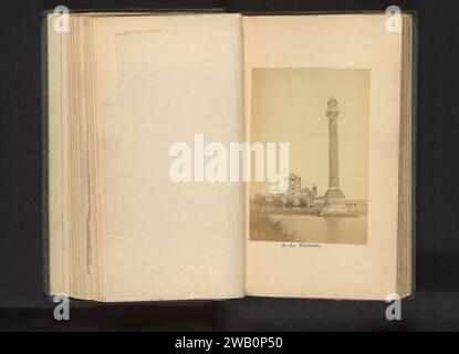 View of La Martiniere and a pillar in Luckknow, Darogha Ubbas Alli, c. 1862 - in or before 1872 photograph  Lucknow photographic support albumen print university building, college. monument, statue. column, pillar  architecture At Martiniere Stock Photo