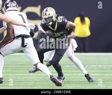 New Orleans, USA. 07th Jan, 2024. Atlanta Falcons linebacker Nate Landman (53) tries to tackle New Orleans Saints running back Kendre Miller (25) during a National Football League game at Caesars Superdome in New Orleans, Louisiana on Sunday, January 7, 2024. (Photo by Peter G. Forest/Sipa USA) Credit: Sipa USA/Alamy Live News Stock Photo