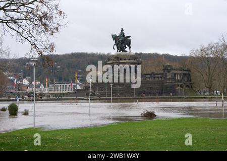 The German Corner with the equestrian statue of Kaiser Wilhelm at the confluence of the Rhine and Moselle is surrounded by floodwater. Koblenz Stock Photo