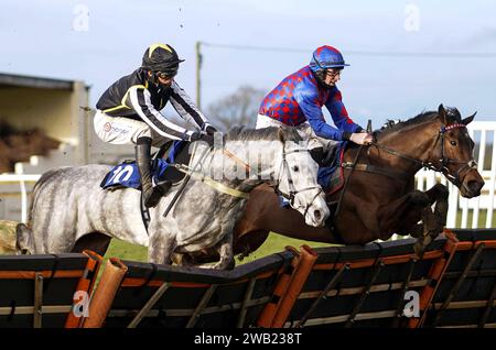 File photo dated 11-03-2021 of Triple Nickle (right), who showed more promise last time and can make the most of a lowly mark in the 4.05 at Taunton - 1pt each-way. Issue date: Monday January 8, 2024. Stock Photo