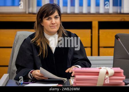 Essen, Germany. 08th Jan, 2024. Public prosecutor Sarah Erl awaits the start of the trial in which a 31-year-old woman from Essen is on trial for attempted murder. She is alleged to have given her grandmother two drinks in March and July 2023, which are said to have been laced with a high dose of sedatives. According to the indictment, the 31-year-old was after her grandmother's assets and inheritance. Credit: Christoph Reichwein/dpa/Alamy Live News Stock Photo