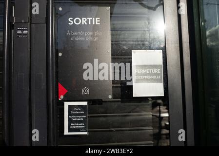 Paris, France. 05th Jan, 2024. Illustration of Habitat shop in Paris, France on January 5, 2024. Thursday December 28, 2023, the Bobigny commercial court (Seine-Saint-Denis) declared the judicial liquidation of the furniture brand and its 25 points of sale in France. Around 380 employees will lose their jobs. Photo by Pierrick Villette/ABACAPRESS.COM Credit: Abaca Press/Alamy Live News Stock Photo