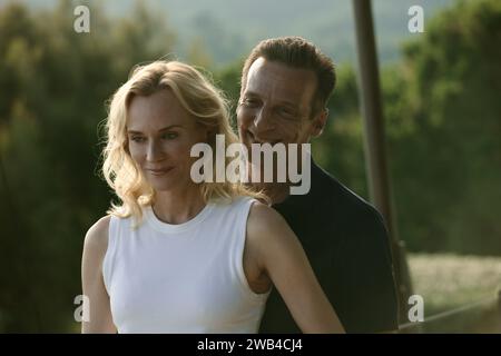 Visions Year : 2023 France Director : Yann Gozlan Diane Kruger, Mathieu Kassovitz Stock Photo