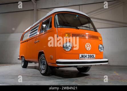 1973 VW Bay Window Westphalia pop top Type 2 camper Stock Photo