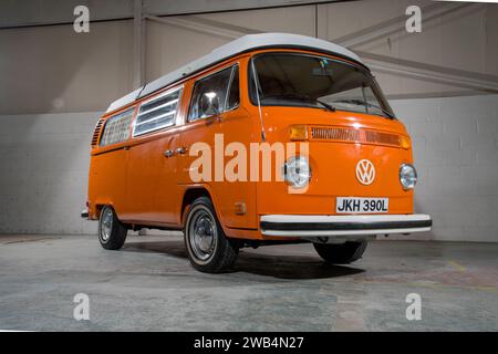 1973 VW Bay Window Westphalia pop top Type 2 camper Stock Photo