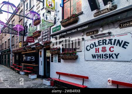 The Commercial Court in the Cathedral Quarter of Belfast, Northern Ireland. Once the commercial heart of the city, it is decorated with old mementoes. Stock Photo