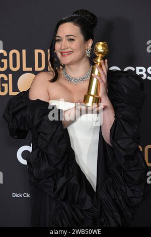 Lily Gladstone mit dem Preis für die beste Hauptdarstellerin in dem