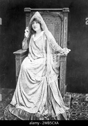 Sarah Bernhardt, Sarah Bernhardt (1844 – 1923) French stage actress Stock Photo