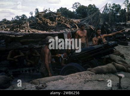 12th-marines-bougainville-75mm-howitzer-M1-1943. Stock Photo