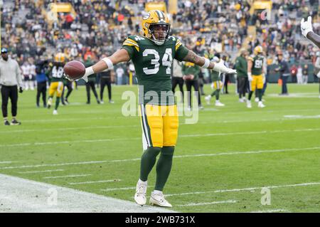 Green Bay, WI, USA. 7th Jan, 2024. Green Bay Packers safety Jonathan Owens (34) practices before the game against the Chicago Bears in Green Bay, WI. Kirsten Schmitt/Cal Sport Media. Credit: csm/Alamy Live News Stock Photo