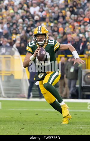 Green Bay, WI, USA. 7th Jan, 2024. Green Bay Packers Running Back Aaron ...