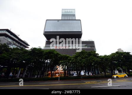 The Breeze Nan Shan shopping mall on Songzhi Road in Taipei, Taiwan. Stock Photo