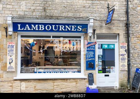 Stow on the Wold, market town in the English cotswolds, traditional English family butchers shop in the town centre, Gloucestershire,England,UK,2023 Stock Photo