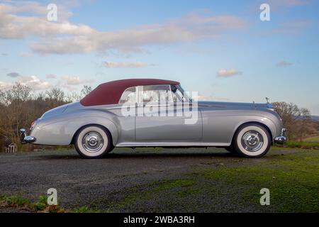 1960 Rolls Royce Silver Cloud convertible classic british car Stock Photo