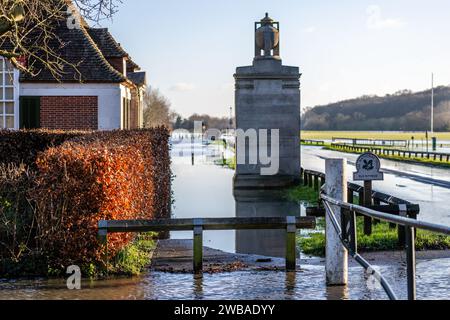 Berkshire, England. 09/01/2024, Road and National Trust tea room carpark, covered by floodwater from river Thames in Old Windsor and Runnymede Berkshire Credit: Ian Skelton/Alamy Live News Stock Photo