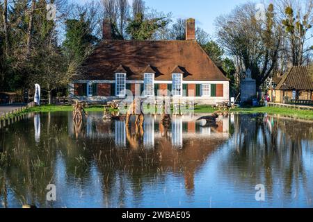 Berkshire, England. 09/01/2024, Road and National Trust tea room carpark, covered by floodwater from river Thames in Old Windsor and Runnymede Berkshire Credit: Ian Skelton/Alamy Live News Stock Photo