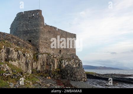 Mingary Castle also known as Mingarry Castle, is a castle situated one mile southeast of the small village of Kilchoan in Lochaber, Scotland Stock Photo