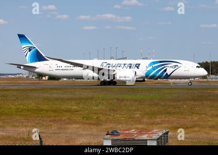 Frankfurt, Germany. 03rd June, 2023. An EgyptAir Boeing 787-9 Dreamliner speeding to take off from Frankfurt airport. The egyptian Dreamliner has 309 sits: 30 in Business CLass and 279 in economy. (Photo by Fabrizio Gandolfo/SOPA Images/Sipa USA) Credit: Sipa USA/Alamy Live News Stock Photo
