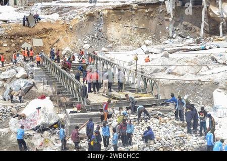 Rudarprayag, Uttarakhand, India, May 18 2014, Kedarnath reconstruction project, rebuilding bridges damaged in disaster. Kedarnath was devastated on Ju Stock Photo