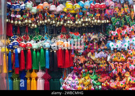 Colourful souvenir decoration of oriental ornaments display, Chinatown, Singapore. 2024 Stock Photo