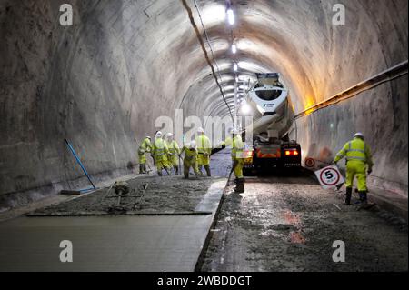 Concrete pour in a tunnel, UK construction site Stock Photo