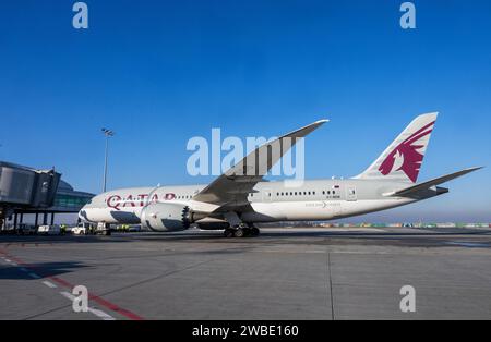 Doha, Prague. 10th Jan, 2024. Ceremonial presentation of the Qatar Airways Boeing 787 Dreamliner on its return to route from Prague to Doha, Prague, Czech Republic, January 10, 2024. Credit: Michaela Rihova/CTK Photo/Alamy Live News Stock Photo