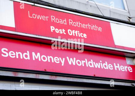 London, UK. 10th Jan, 2024. View of a facade of a shop with a MoneyGram post office sign in London. Rishi Sunak, the UK Prime Minister, has announced a new law to be introduced to swiftly exonerated and compensate those wrongly convicted postmasters in the Horizon Scandal during the Prime Minister's Question at the UK Parliament. The Horizon Scandal was brought into the centre of discussion after a drama series based on the affirmed aired on ITVX at the New Year. (Photo by Hesther Ng/SOPA Images/Sipa USA) Credit: Sipa USA/Alamy Live News Stock Photo