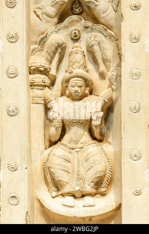 Kailasanathar temple ancient idol statues decoration, Kanchipuram, Tondaimandalam region, Tamil Nadu, South India Stock Photo