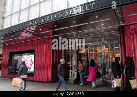 The Victoria's Secret store on New Bond Street, London, where Victoria's  Secret Angel Romee Strijd is promoting a bra fitting service Stock Photo -  Alamy