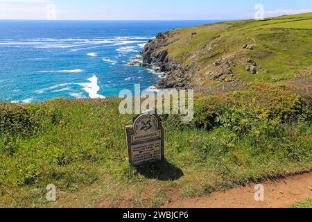 A National Trust footpath omega sign saying Predannack erected by The , Predannack, Cornwall, England, UK PHOTO TAKEN FROM PUBLIC FOOTPATH Stock Photo