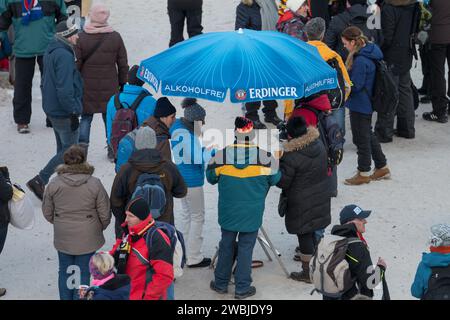 Fans, Zuschauer, Verpflegung, Catering, Biathlon Welt Cup 4 X 7,5 KM Staffel der Herren in Ruhpolding, Deutschland am 12.01.2018 Stock Photo