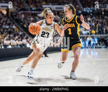 Iowa guard Molly Davis (1) in action during the second half of an NCAA ...