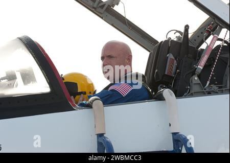 CAPE CANAVERAL, Fla. -- STS-134 Commander Mark Kelly arrives on the Shuttle Landing Facility at NASA's Kennedy Space Center in Florida aboard a T-38 jet. While at Kennedy, space shuttle Endeavour's crew will participate in a launch countdown dress rehearsal called the Terminal Countdown Demonstration Test (TCDT) and related training in preparation for the upcoming STS-134 mission.    Endeavour and its six STS-134 crew members will deliver the Express Logistics Carrier-3, Alpha Magnetic Spectrometer-2 (AMS), a high-pressure gas tank, additional spare parts for the Dextre robotic helper and micr Stock Photo