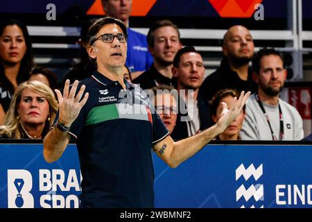 EINDHOVEN, NETHERLANDS - JANUARY 11: Head Coach Carlo Silipo of Italy gestures competing in the Netherlands during Italy of the European Waterpolo Championships 2024 Semi Final Women at Pieter van den Hoogeband Swimming Stadium on January 11, 2024 in Eindhoven, Netherlands . (Photo by /BSR Agency) Credit: BSR Agency/Alamy Live News Stock Photo