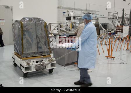 Technicians at Kennedy Space Center moved the Mars Science Laboratory ...